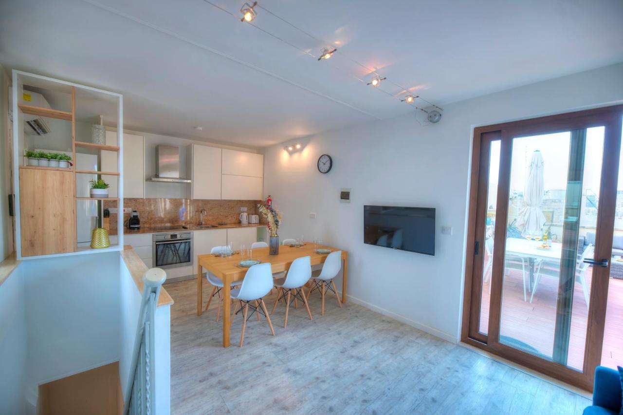 Comfy 1 Bedroom - Sun Terrace & Sea Views Gbuh1-1 Valletta Exterior photo